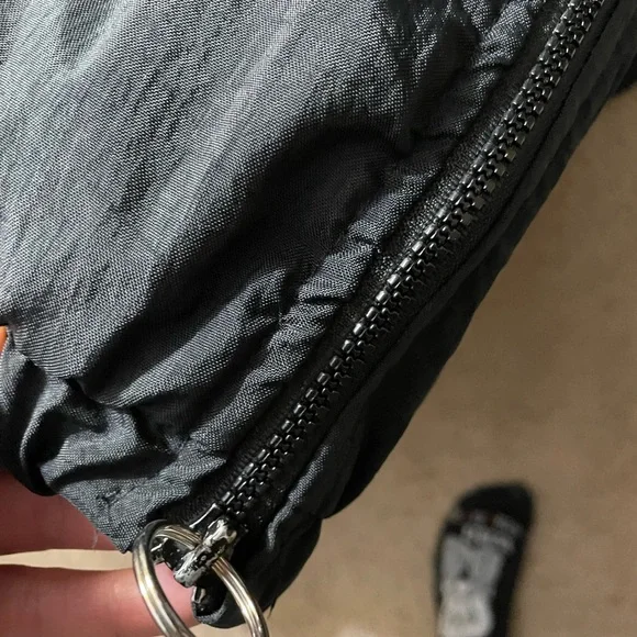 Chicago Bulls Starter Black and Red NBA Jacket - Picture 7 of 7